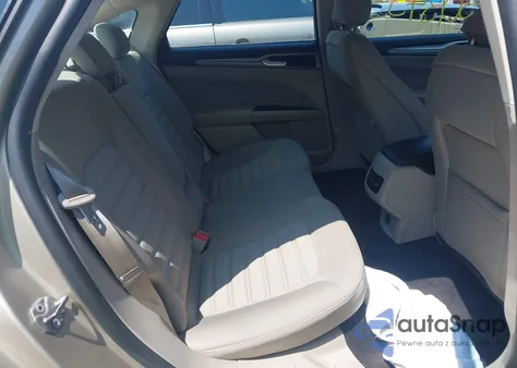 2017 Ford Fusion Se z USA, uszkodzony, nr VIN 3FA6P0HD5HR400862